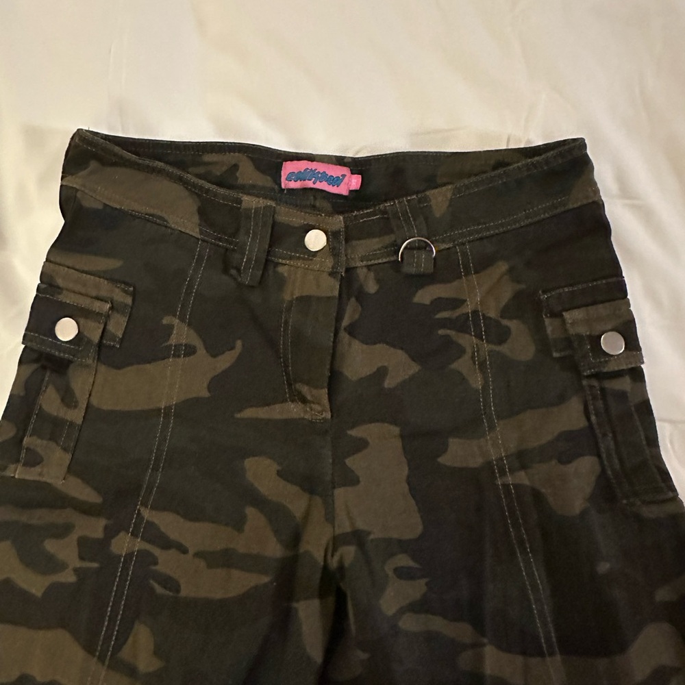 Green and Brown Flare Wide Leg Jeans - Picture 4 of 8